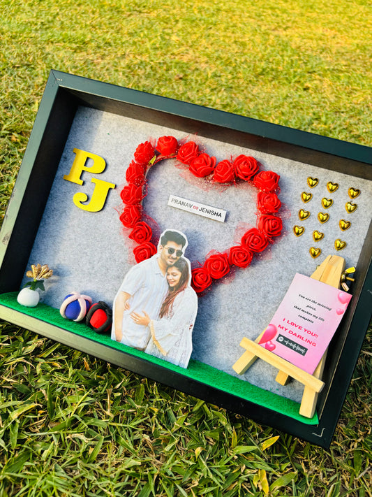 3D Miniature Couple Frame + Free Gift