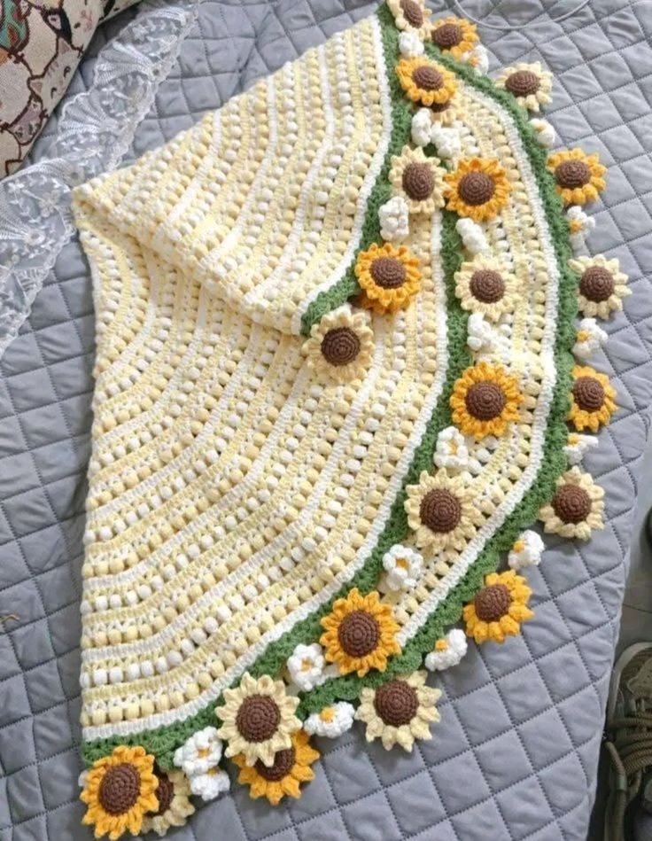 Premium Rose/Sunflower Bouquet Blanket