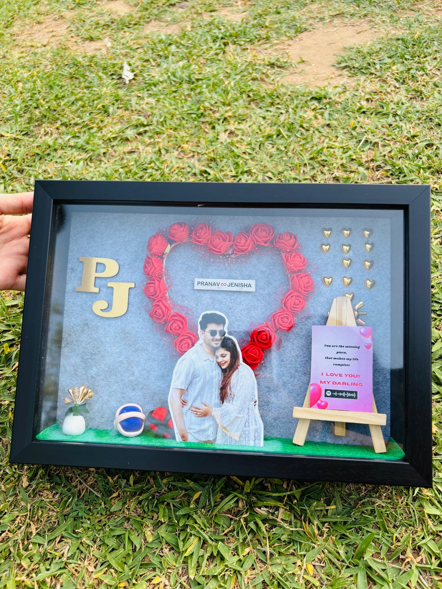 3D Miniature Couple Frame + Free Gift