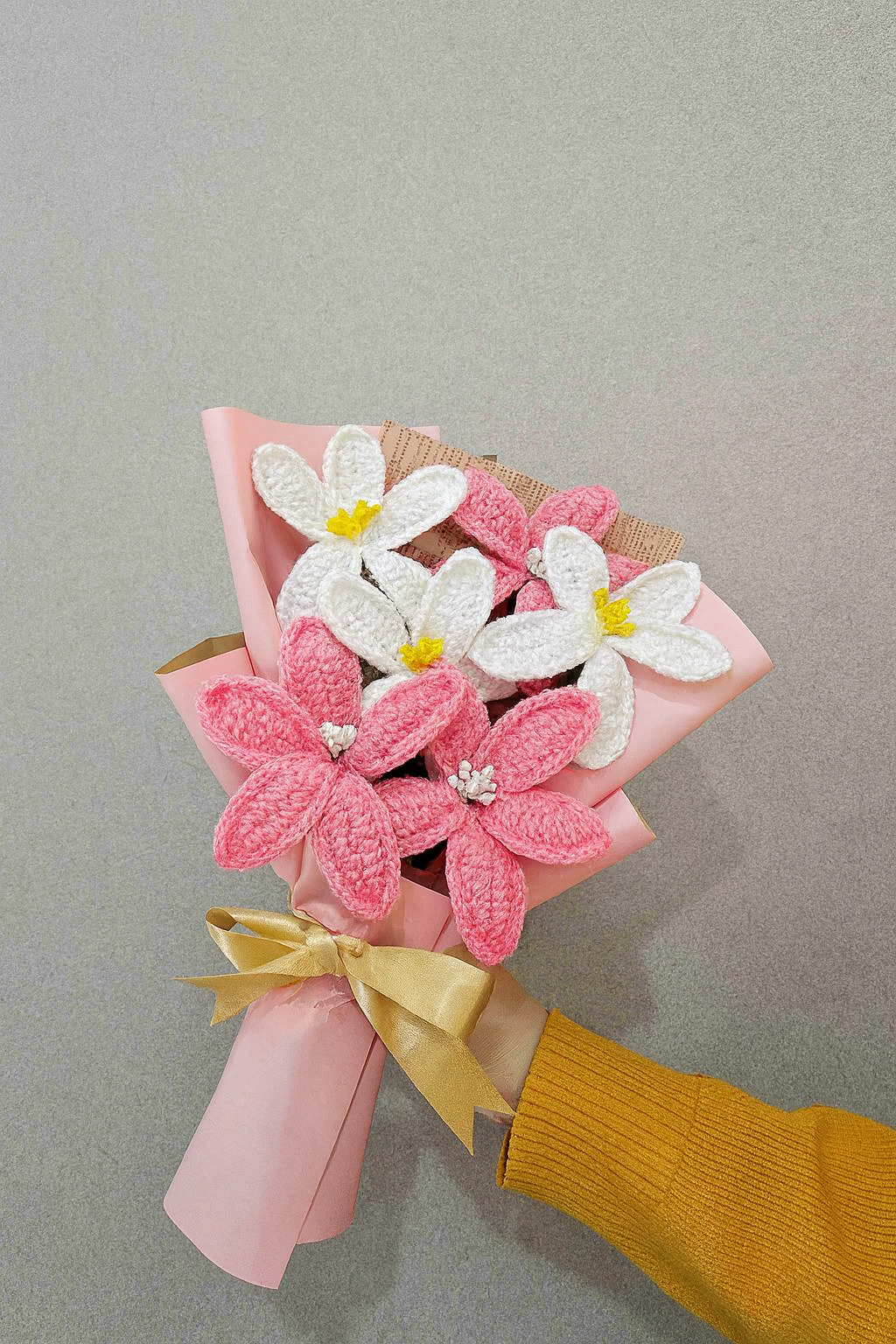 Pink Lily Bouquet + Personalized Note