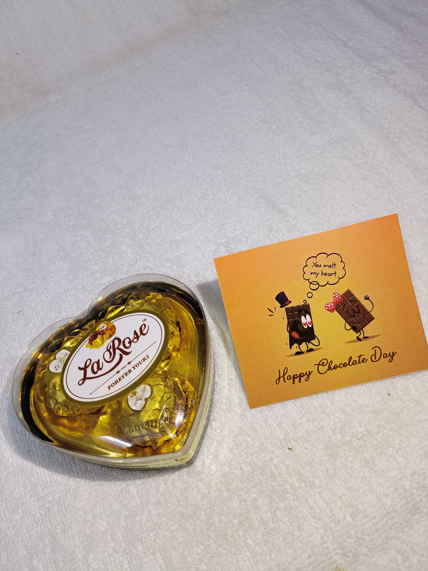 Premium valentine Hamper