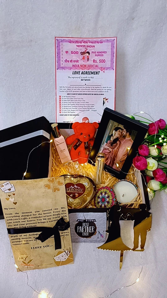 Premium Couple Hamper + Free Gift