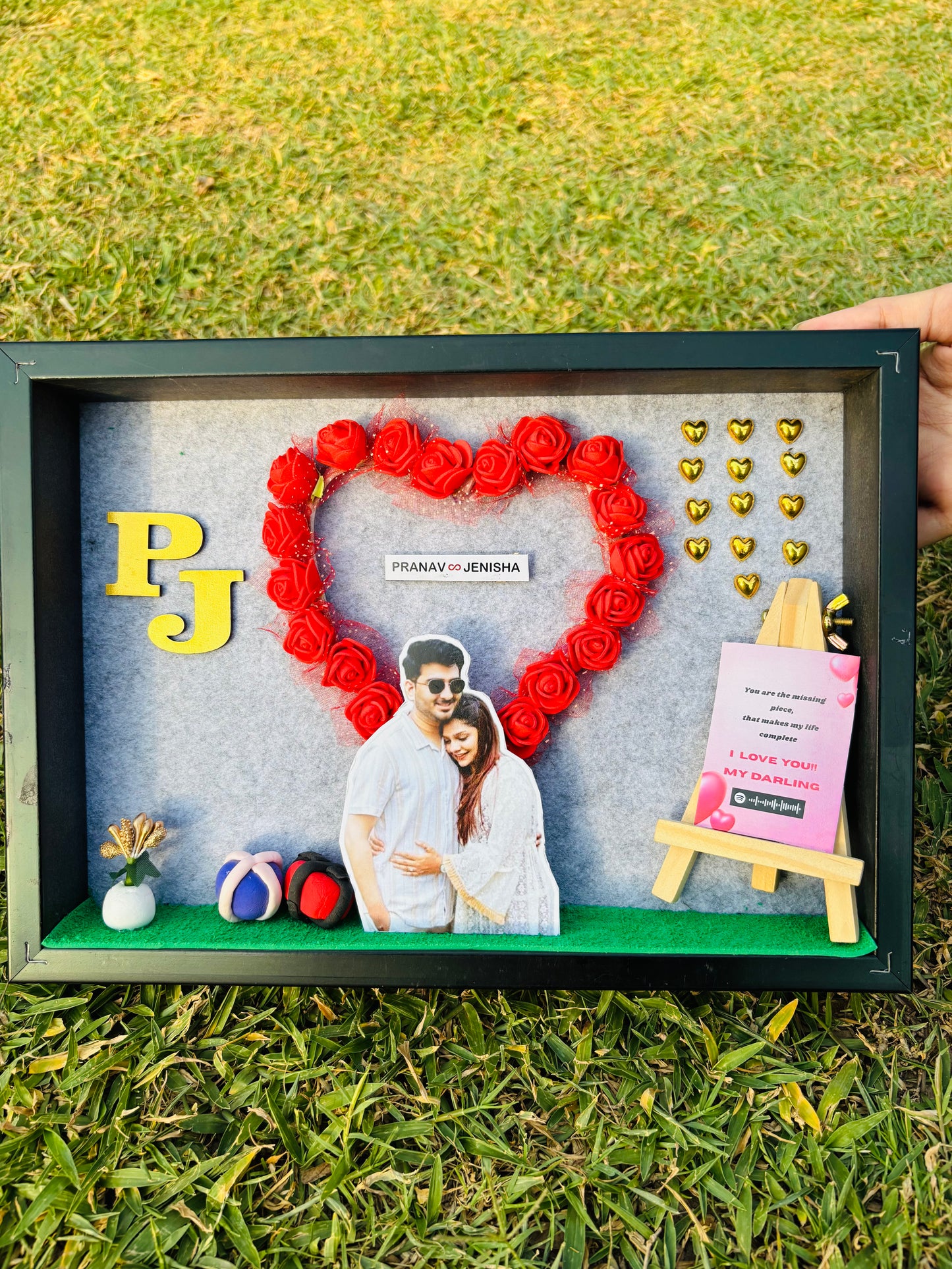 3D Miniature Couple Frame + Free Gift