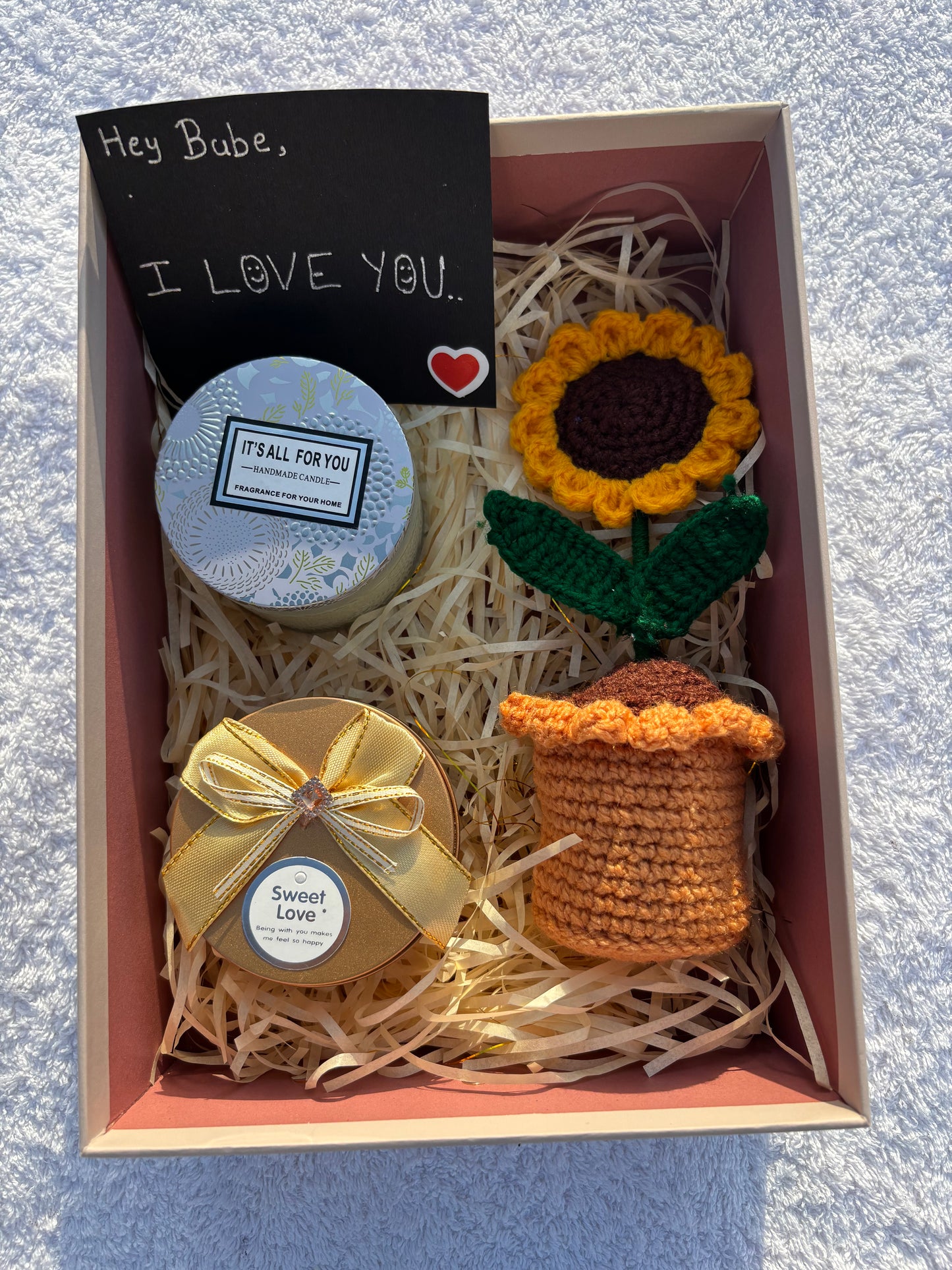 Crochet Hamper + Personalized Note + Free Gift