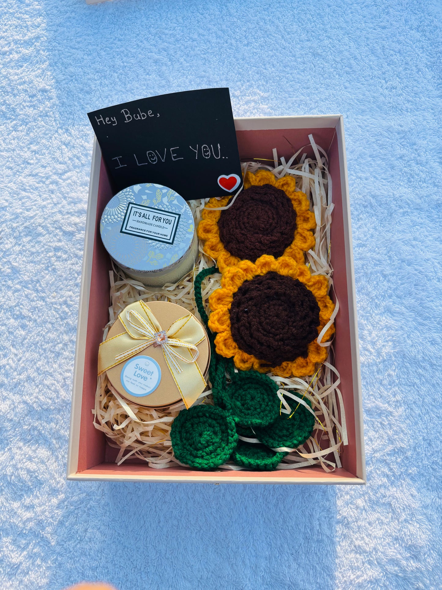 Crochet Hamper + Personalized Note + Free Gift