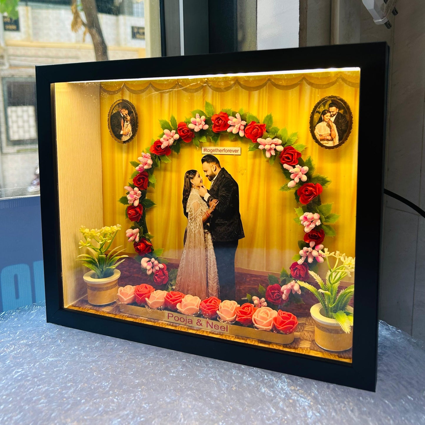 3D Couple Miniature Frame