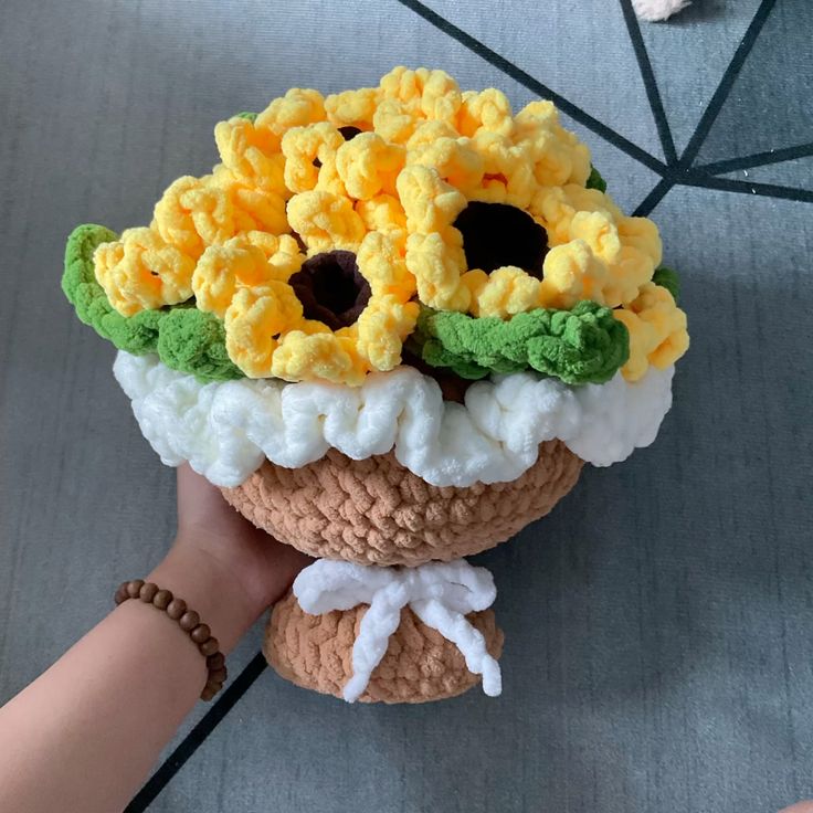 Chunky crochet bouquet