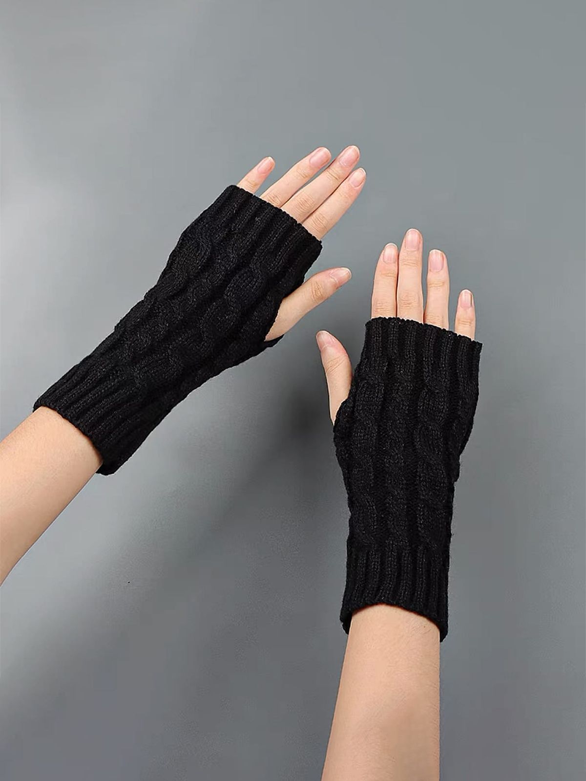 Crochet Fingerless Hand Gloves