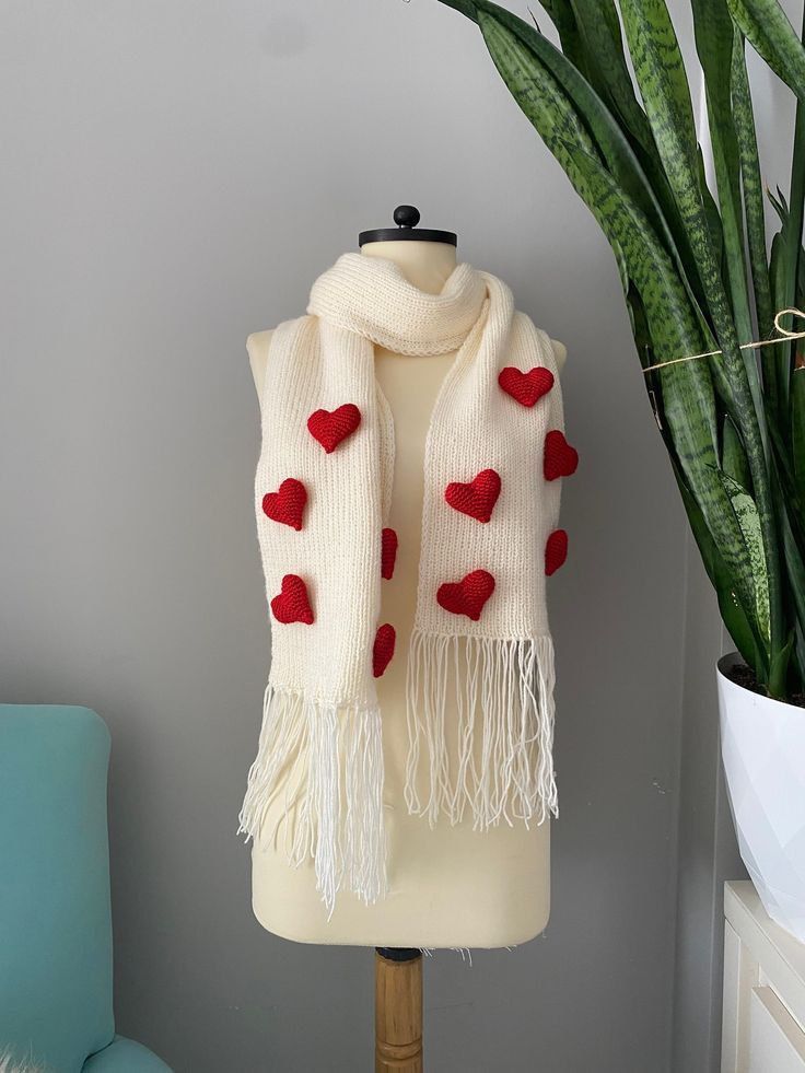 Premium Love Scarf + Free Gift